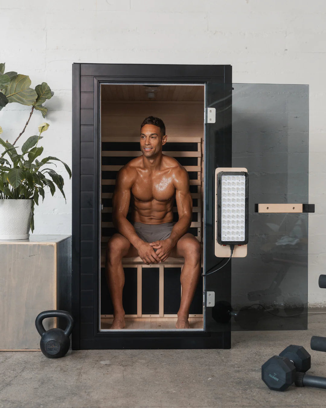 ® Solara: 1-Person Full Spectrum Infrared Sauna
