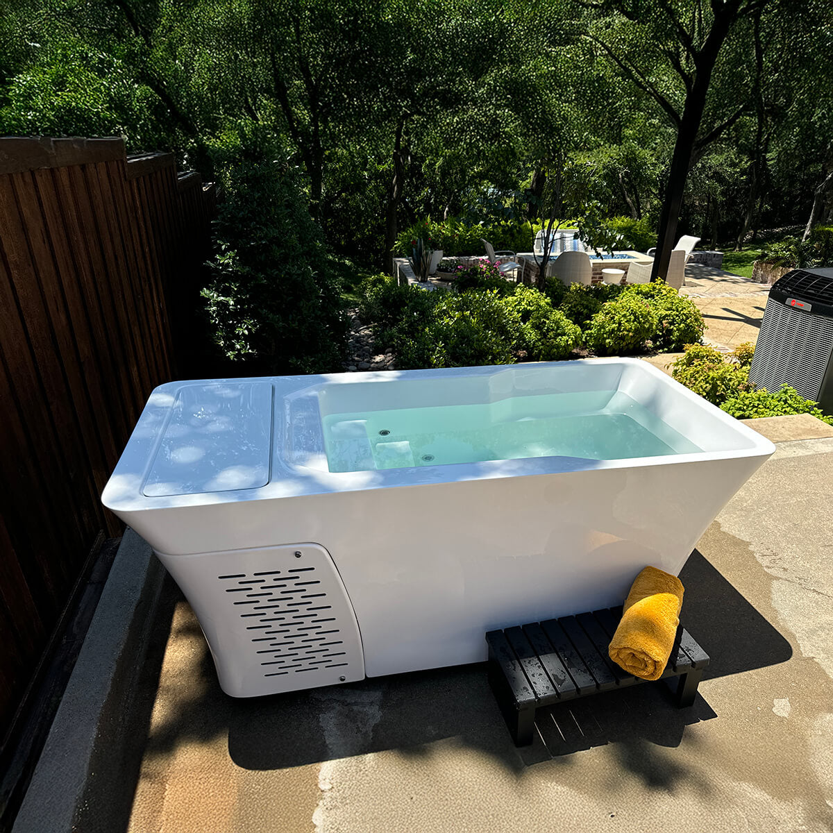 Revitalize Your Wellness Routine with the Alta 2 in 1 Hot & Cold Plunge